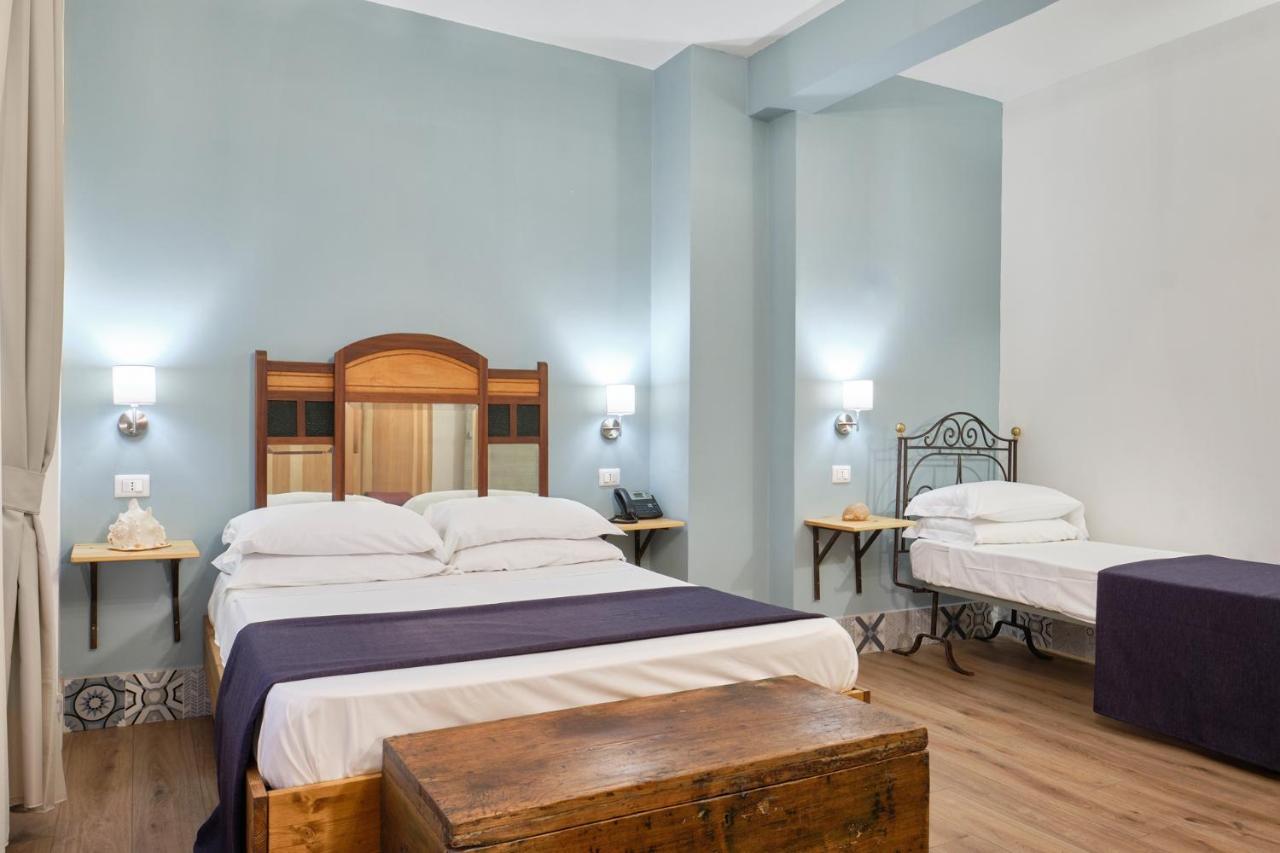 La Via Del Porto Charme Rooms Agropoli Luaran gambar