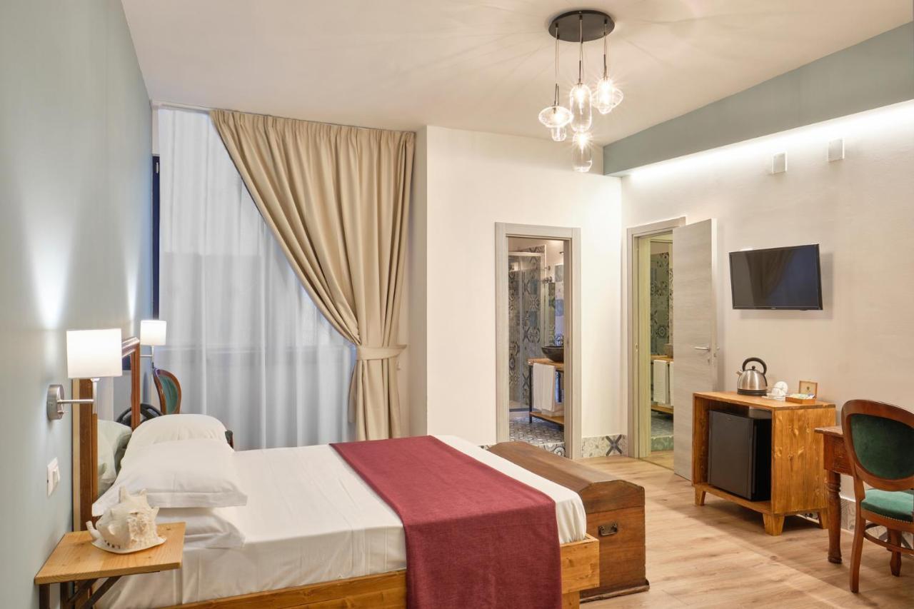La Via Del Porto Charme Rooms Agropoli Luaran gambar