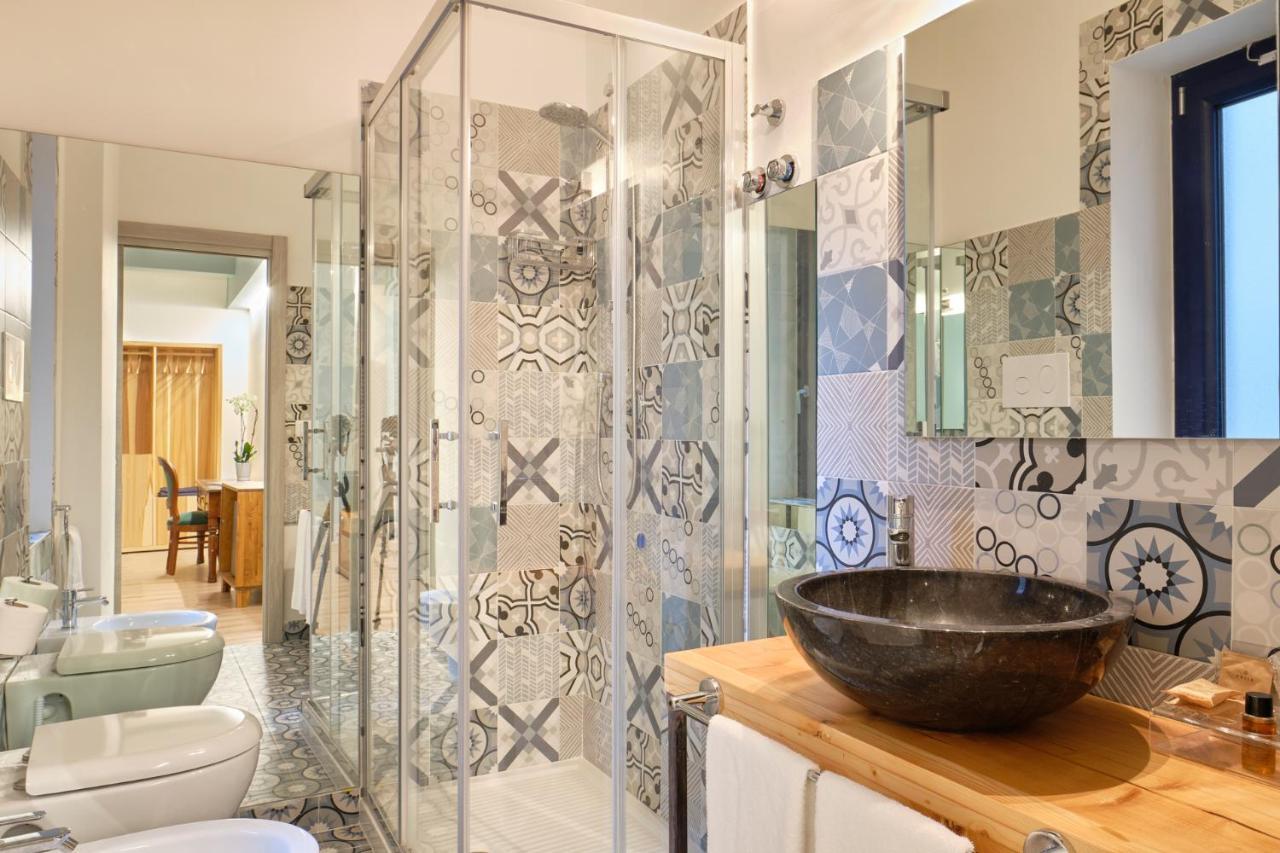 La Via Del Porto Charme Rooms Agropoli Luaran gambar